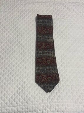MoMA Vintage Men's Burgundy Floral/Paisley Silk Tie